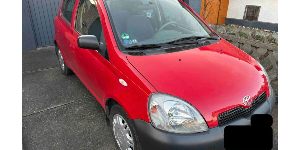 Toyota Yaris 106.500 km 2.499 &euro; Hamm 59077