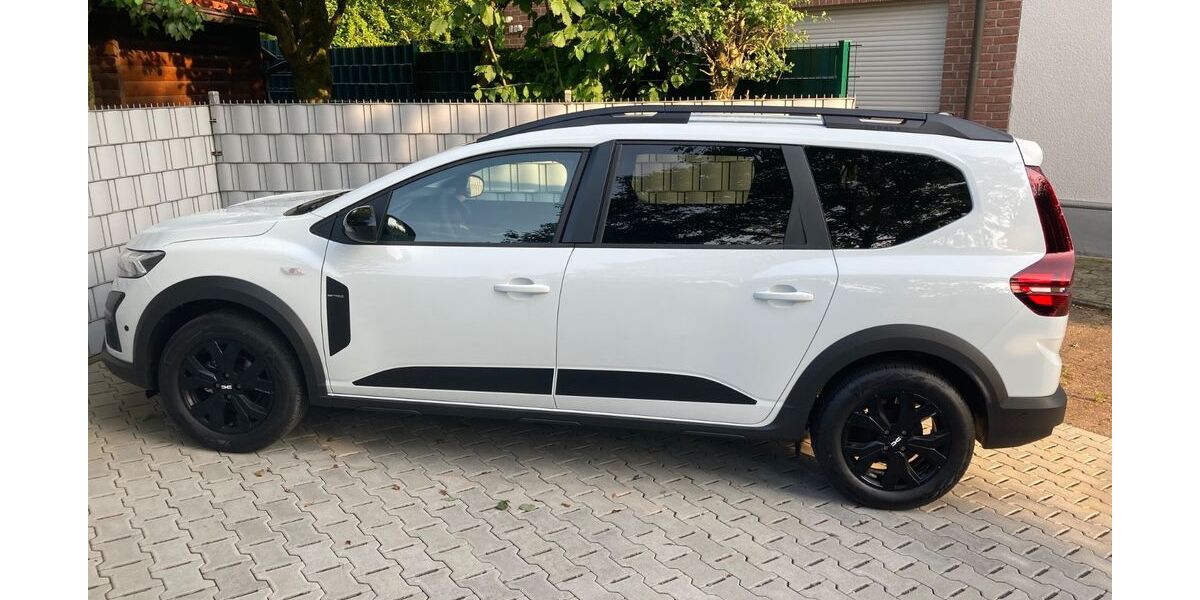 Dacia Jogger 14.000 km 16.900 &euro; Mönchengladbach 41068