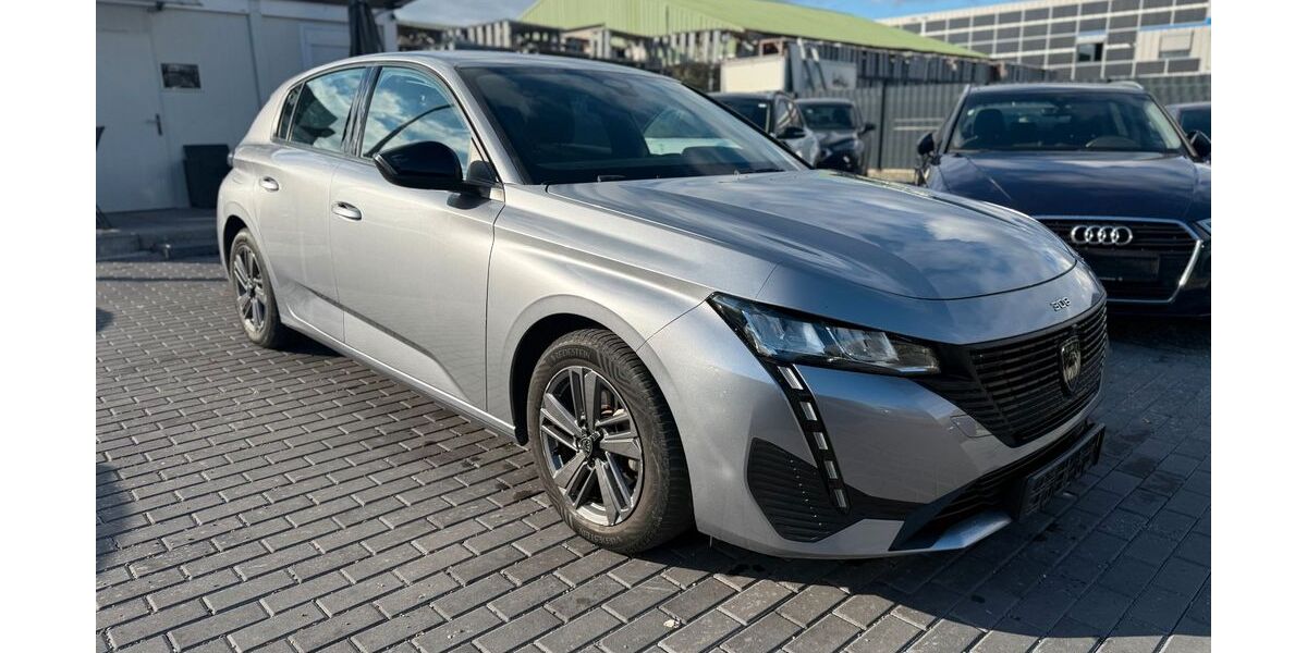 Peugeot 308 49.000 km 16.999 &euro; Berlin 12307