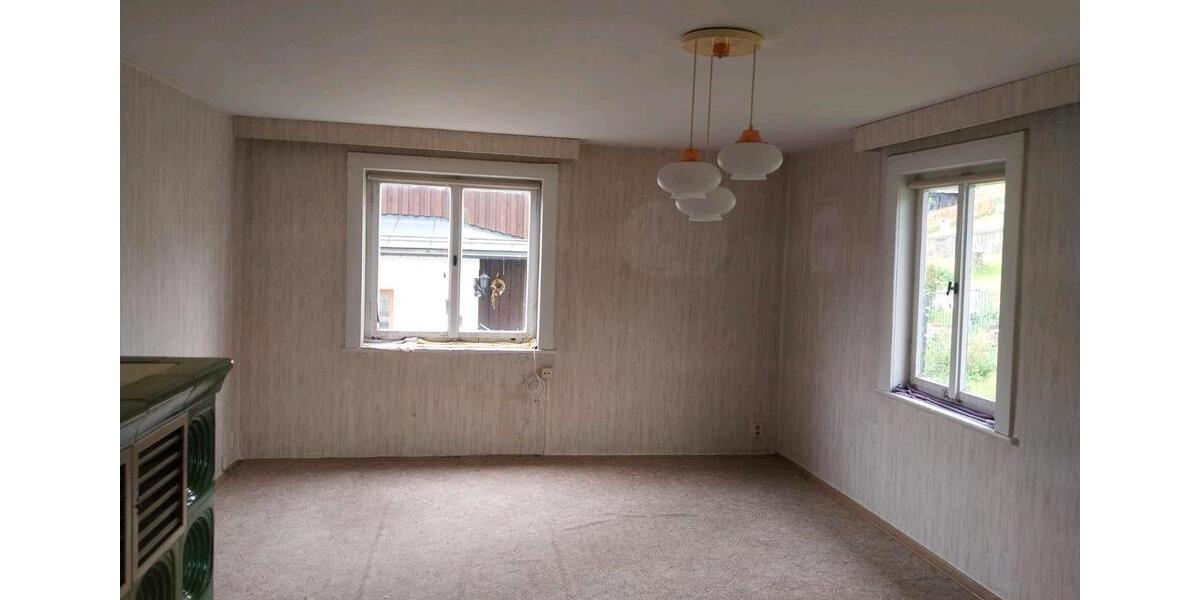 Einfamilienhaus Klingenthal - 8 Zimmer, 140 m&sup2;, 48.000&euro; | Angebot:27204950