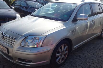 Toyota Avensis 240.000 km 1.500 € Zülpich 53909