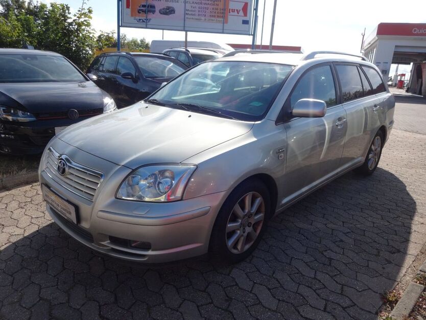 Toyota Avensis 240.000 km 1.500 € Zülpich 53909