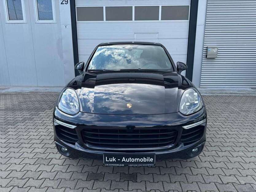 Porsche Cayenne 169.000 km 35.500 € Königsbrunn 86343