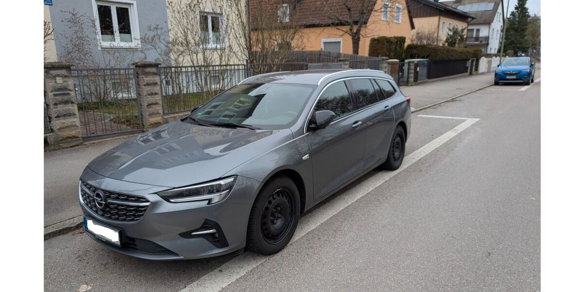 Opel Insignia 97.000 km 14.900 &euro; München 80939