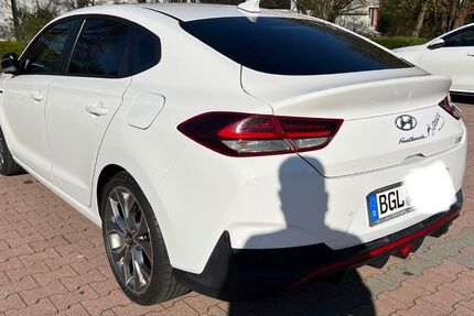 Hyundai i30 89.500 km 15.450 &euro; Freilassing 83395