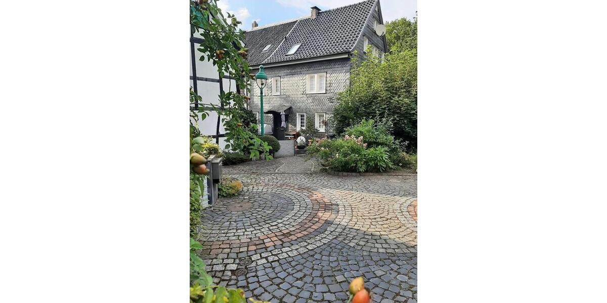 Einfamilienhaus Solingen Ohligs - 4 Zimmer, 110 m&sup2;, 1.410&euro; | Angebot:24563270