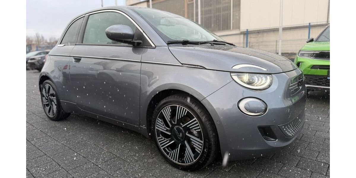 Fiat 500e 81.455 km 14.830 &euro; Alsdorf-Hoengen (bei Aachen) 52477