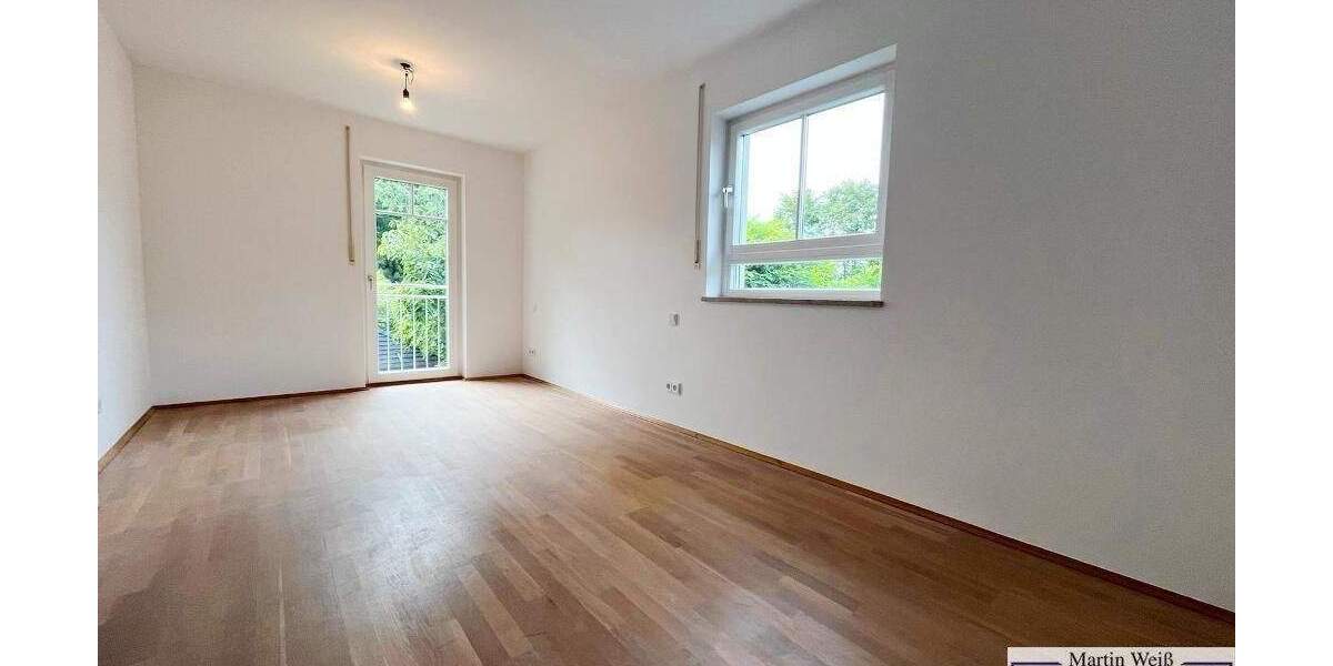 Doppelhaushälfte Berg Maxhöhe - 5 Zimmer, 197 m&sup2;, 3.595&euro; | Angebot:24437637