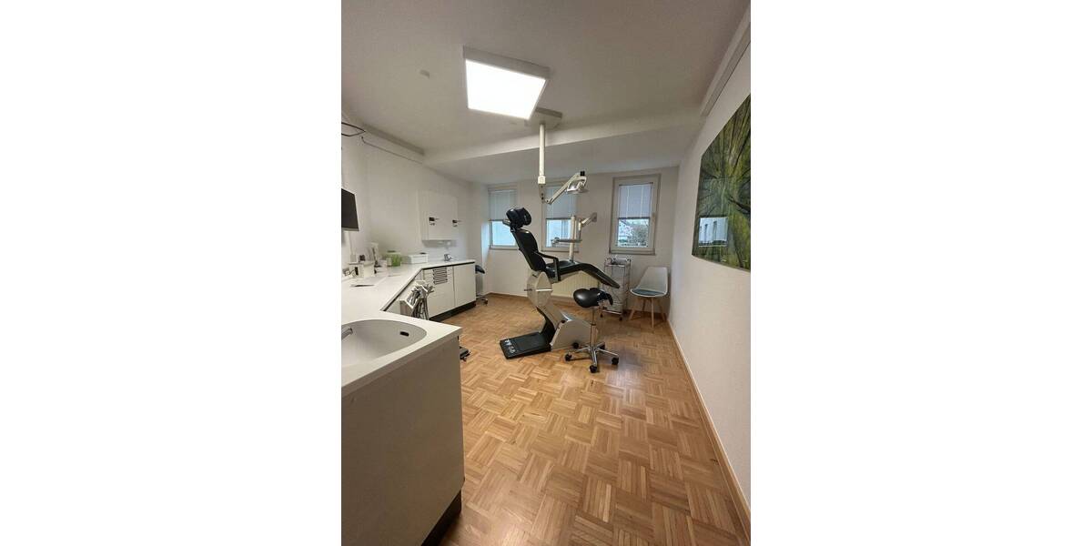 Gewerbeobjekt Lüdenscheid Staberg - 4 Zimmer, 147 m&sup2;, 1.400&euro; | Angebot:26343931