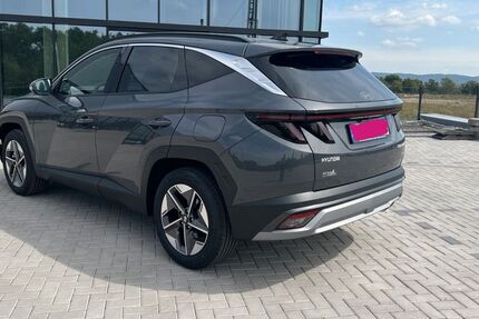 Hyundai TUCSON 9.000 km 33.999 € Weißenthurm 56575