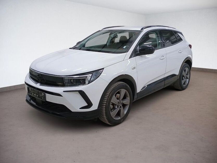 Opel Grandland (X) 22.690 km 25.980 € Kiel 24107