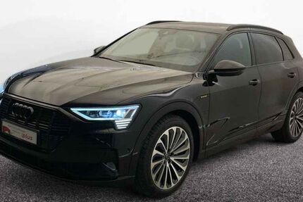 Audi e-tron 48.500 km 41.450 &euro; Marktoberdorf 87616
