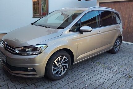 VW Touran 89.700 km 20.900 &euro; Weilheim 82362