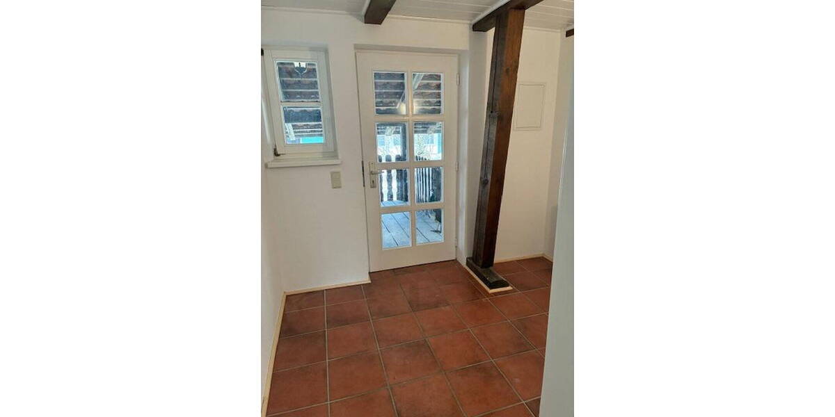 Etagenwohnung Seesen Kirchberg - 3 Zimmer, 129 m&sup2;, 895&euro; | Angebot:26344022