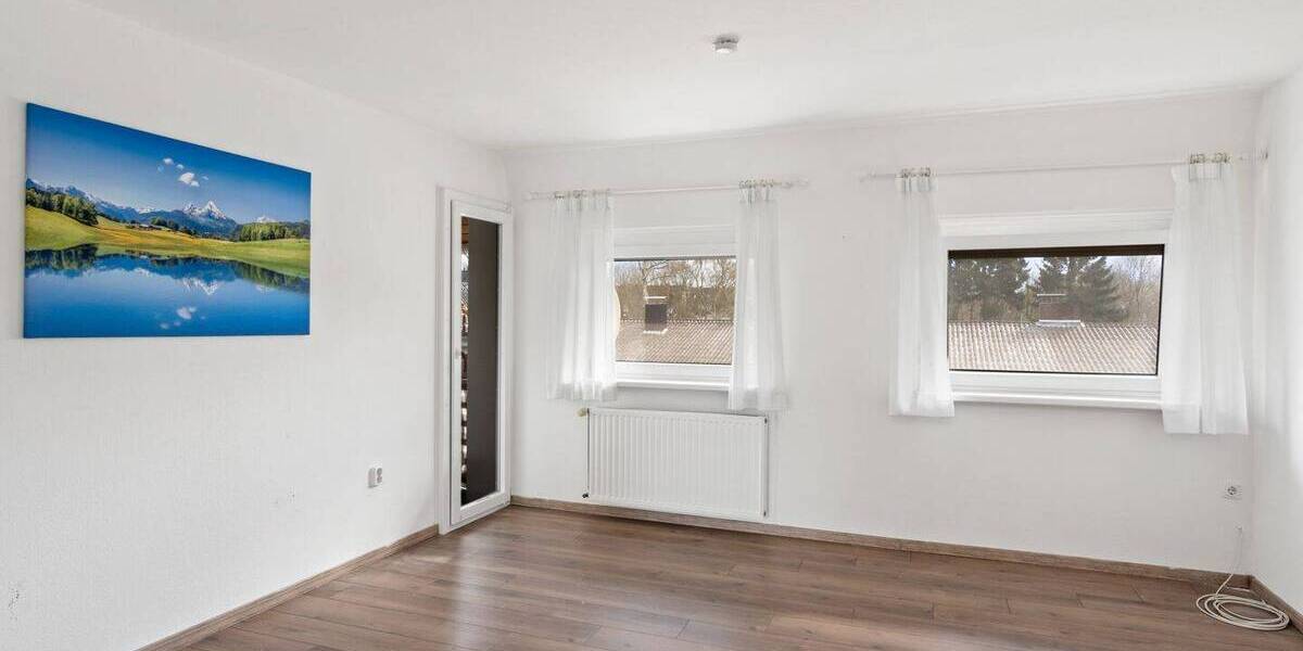 Reihenmittelhaus Zeven - 4 Zimmer, 99 m&sup2;, 199.000&euro; | Angebot:25676250