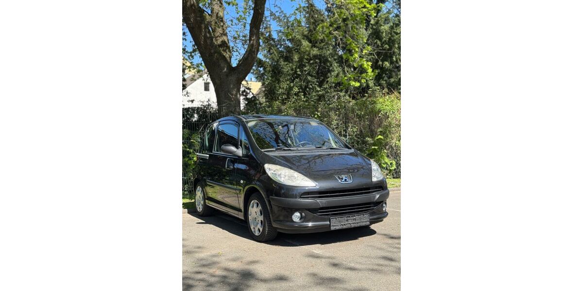 Peugeot 1007 45.000 km 3.900 &euro; Solingen 42651