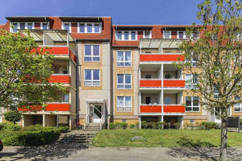 Wohnung zum Kaufen in Stralsund 125.000 € 70.12 m²