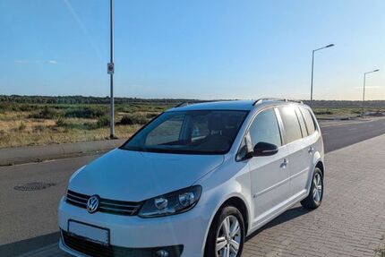 VW Touran 118.500 km 9.999 € Sülstorf 19077