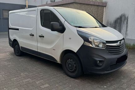 Opel Vivaro 182.000 km 6.490 &euro; Schmitten 61389