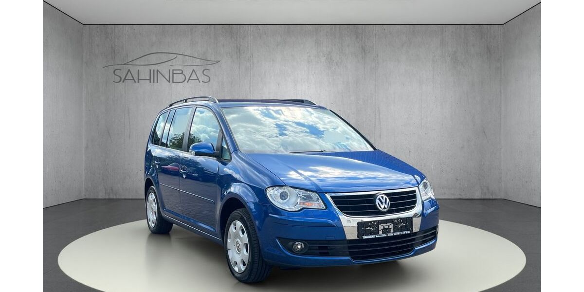VW Touran 120.000 km 7.990 &euro; Neu Wulmstorf / Rübke 21629