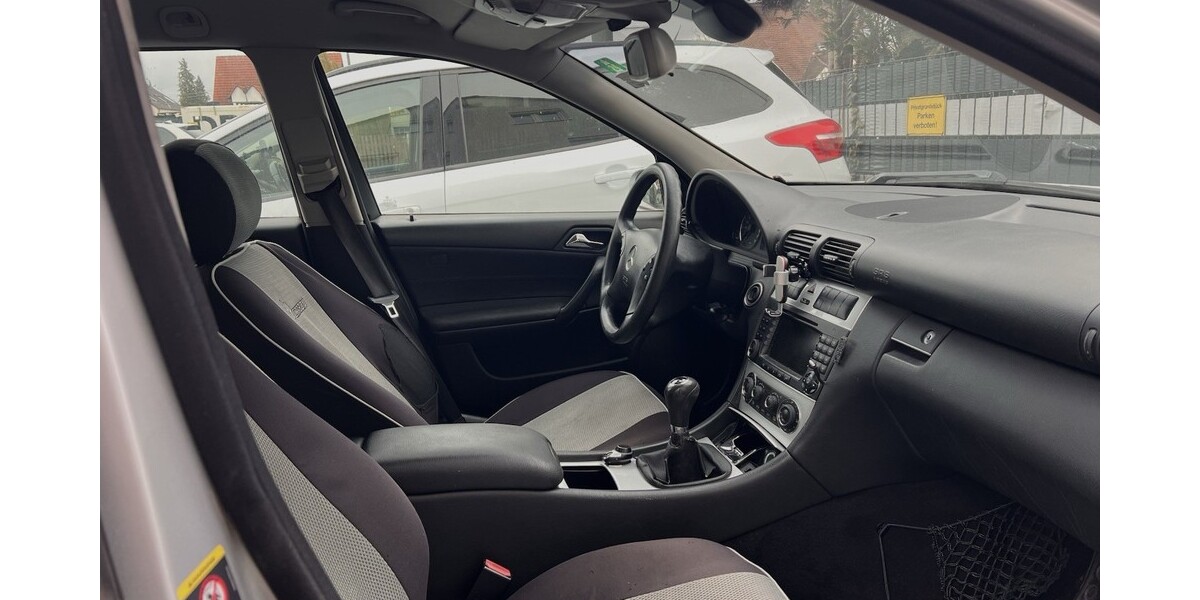 Mercedes-Benz C 220 355.940 km 2.000 &euro; Augsburg 86150