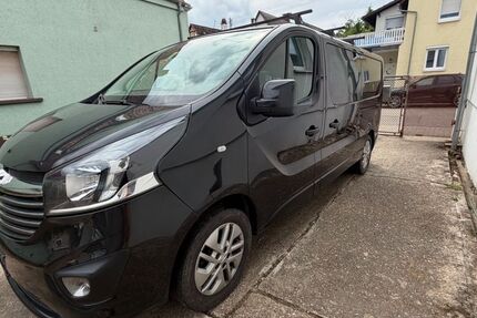 Opel Vivaro 140.000 km 14.500 &euro; Niederotterbach 76889