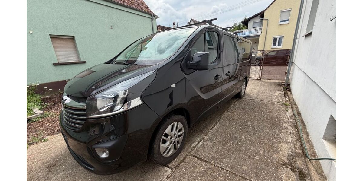 Opel Vivaro 140.000 km 15.000 &euro; Niederotterbach 76889