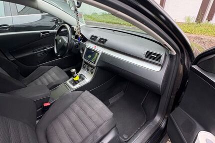 VW Passat 258.000 km 3.100 &euro; Augsburg 86159