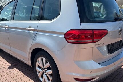 VW Touran 166.000 km 9.700 &euro; Lübeck 23560