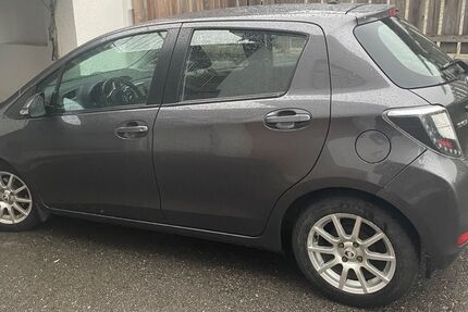 Toyota Yaris 102.000 km 6.600 &euro; Nussdorf 83365