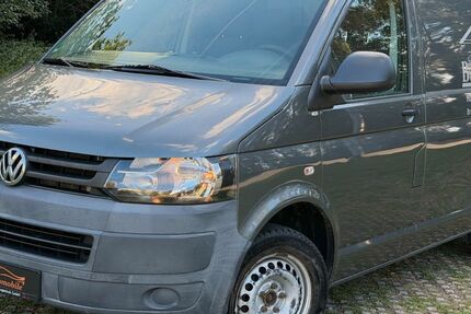 VW T5 Transporter 142.000 km 5.990 &euro; München 81243