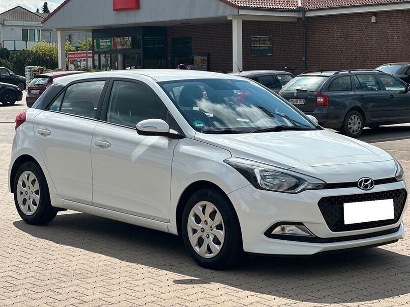 i20