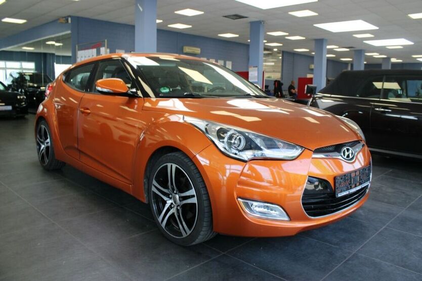 Veloster