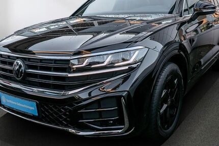 VW Touareg 23.450 km 58.880 &euro; Lübeck 23560
