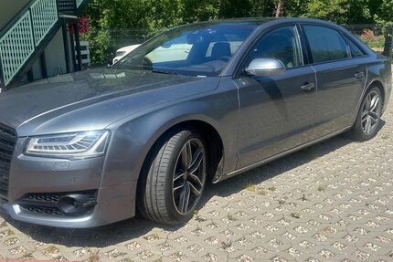 Audi A8 138.000 km 26.990 &euro; Berlin 12099