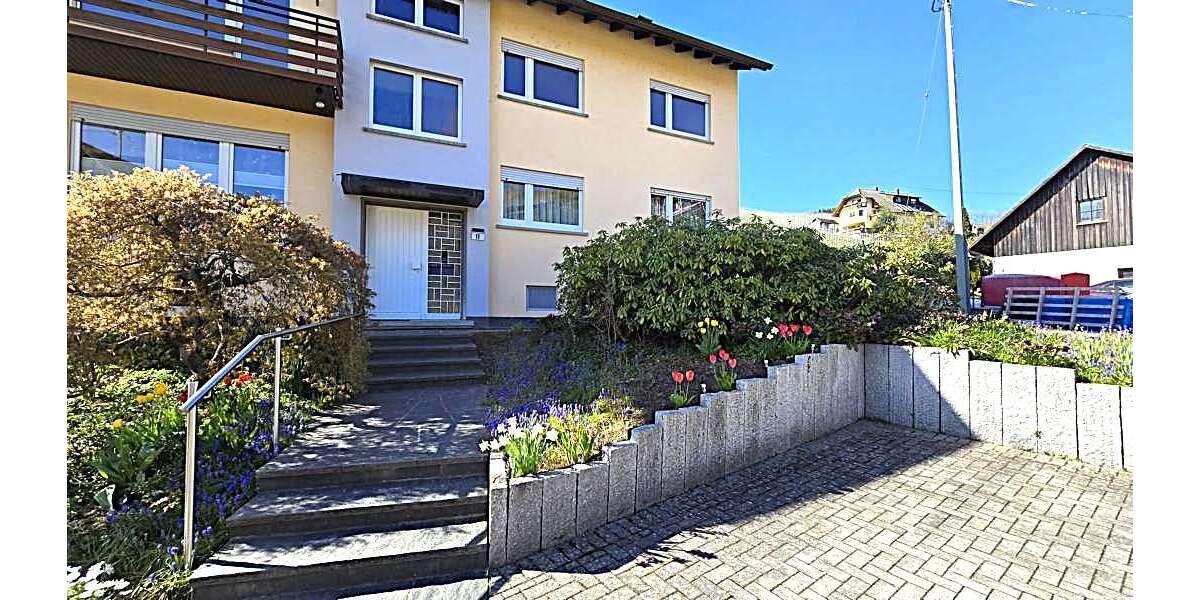 Einfamilienhaus Durbach - 8 Zimmer, 240 m&sup2;, 580.000&euro; | Angebot:26673527