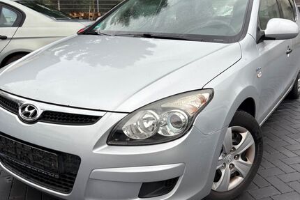 Hyundai i30 139.376 km 2.999 € Koblenz 56070