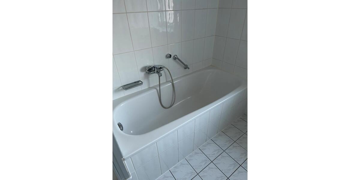 Dachgeschoßwohnung Plaidt - 3 Zimmer, 110 m&sup2;, 880&euro; | Angebot:24845358