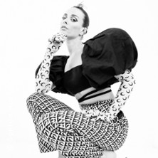 Sophie Auster - Milk for Ulcers Tour 2026 12.05.2026 Blauer Salon Dresden