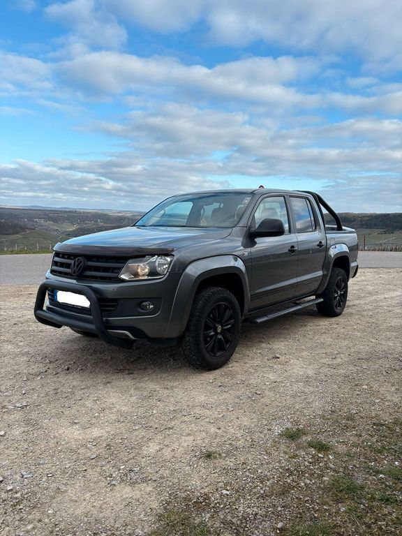 VW Amarok 244.000 km 15.900 € Nittel 54453