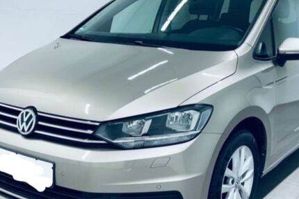 VW Touran 131.000 km 17.599 &euro; Fulda 36043