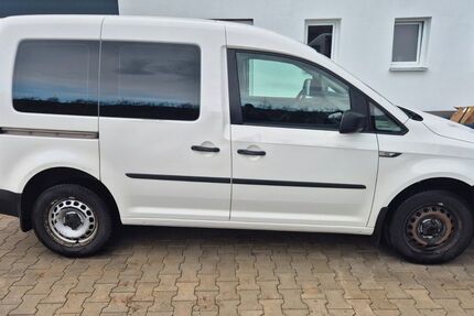 VW Caddy 254.873 km 6.900 &euro; Neukirchen vorm Wald 94154