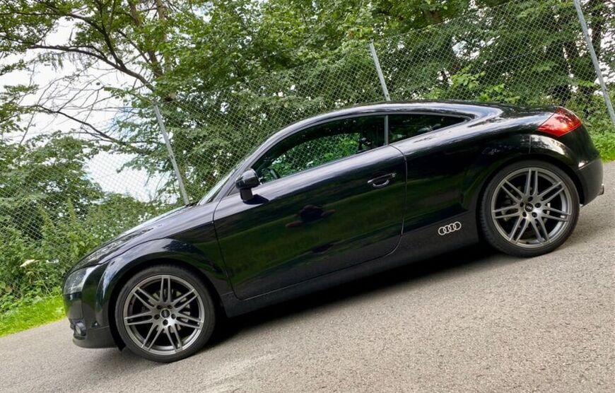 TT