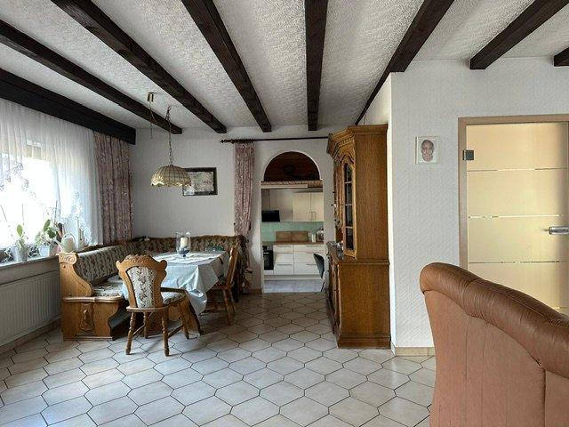 Mehrfamilienhaus, Wohnhaus Blieskastel - 4 Zimmer, 176 m&sup2;, 239.000&euro; | Angebot:27071546