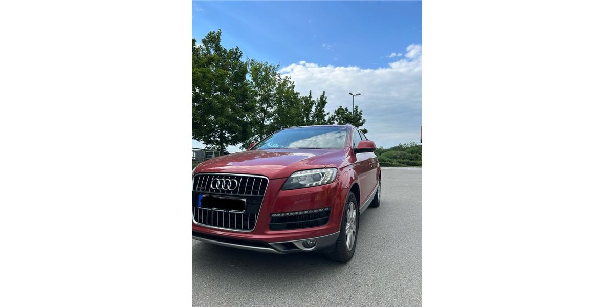 Audi Q7 220.000 km 17.900 &euro; Stuttgart 70565