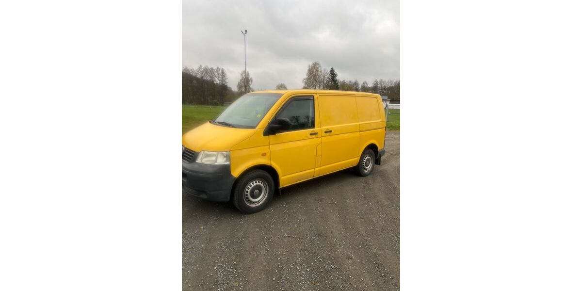 VW T5 Transporter 141.000 km 5.600 &euro; Waldsolms 35647
