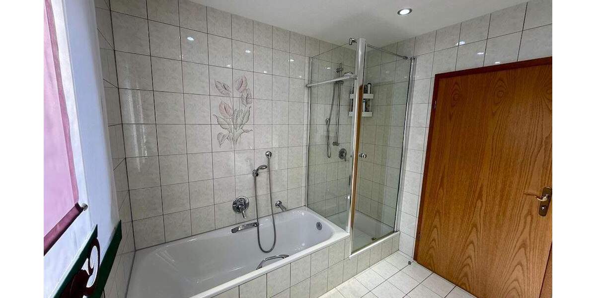 Etagenwohnung Hersbruck Altensittenbach - 6 Zimmer, 152 m&sup2;, 485.000&euro; | Angebot:25726431