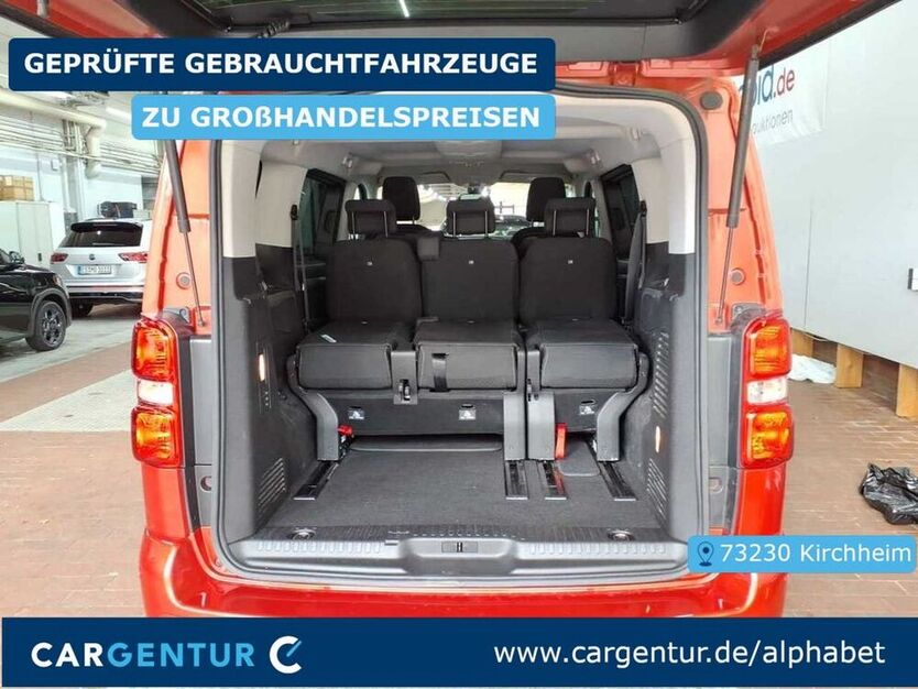 Zafira Life
