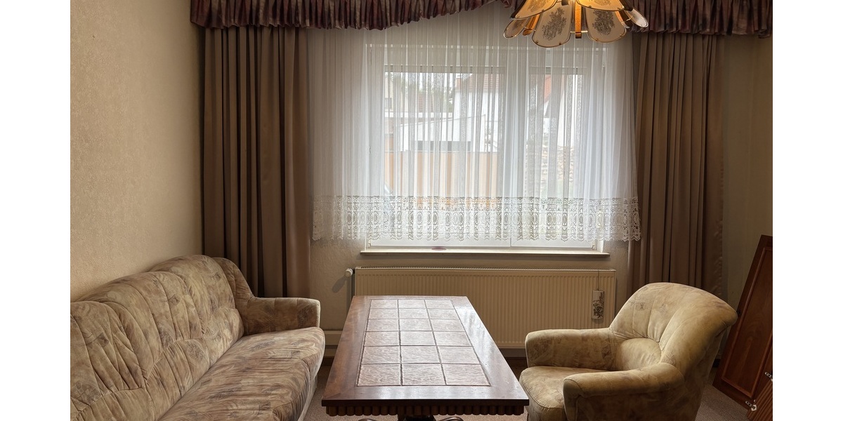 Solides Einfamilienhaus mit Potenzial in ruhiger Lage von Leinefelde-Worbis / OT Wingerode - Einfamilienhaus Leinefelde/ Wingerode | Angebot:25867000