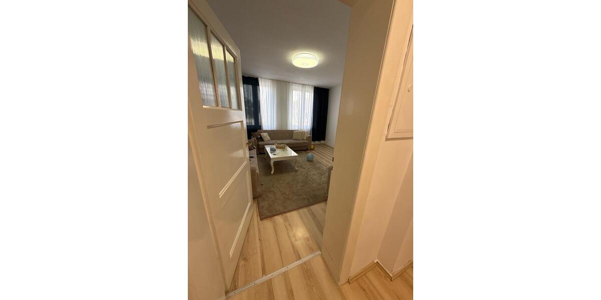Etagenwohnung Stolberg (Rheinland) - 3 Zimmer, 80 m&sup2;, 980&euro; | Angebot:25975625
